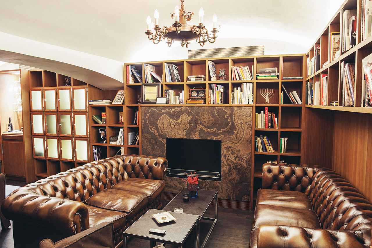 Zajistěte si zasedací místnost pro jednání v luxusním pražském hotelu Emblem